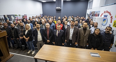  İzmir Büyükşehir Belediye Başkan Aday Adayı ve Konak Belediye Başkanı Abdül Batur'a bir destek de emekçilerden