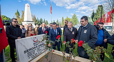 İzmir’de Menemen şehitlerini anma törenine CHP Genel Başkanı da katıldı