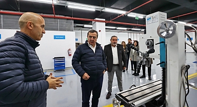 Konak İş Eğitim Merkezine Tam Not