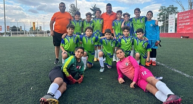 Narlıdere Belediyespor U-12 takımı, Play-Off’u garantiledi