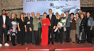 Alkışlar İzmir Basın Tarihi Belgeseli’ne
