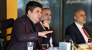 Buca'da Başkan Erhan Kılıç iş insanlarıyla buluştu