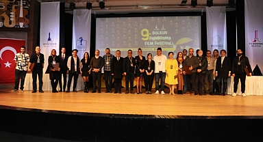 Karşıyaka'da Sarı Şemsiye Ödülleri sahiplerini buldu