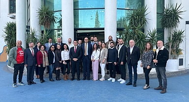 Karşıyaka Evrensel Çocuk Merkezi’ne ‘İzmir’in Enleri’ ödülü