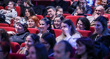 Buca Belediyesi’nden Sevgililer Günü’ne özel gösteri