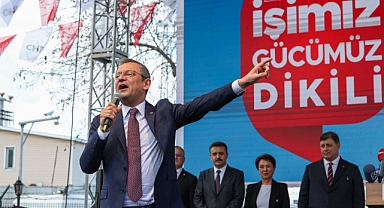 Dikili'de Özgür Özel Coşkuyla Karşılandı