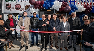 Halkın Bakkalı 14’üncü şubesini Şemikler’de açtı
