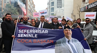 Seferihisarlılar “Goca Başkanı” coşkuyla karşıladı