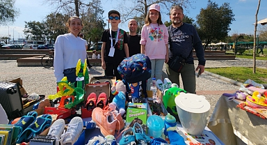 Karşıyakalı çocuklar 2. El Pazarı’nda bir araya geldi