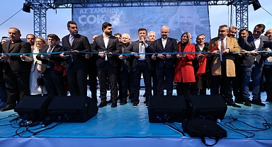 Menemen'de coşkulu açılış