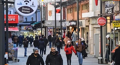 Kemeraltı’nda ücretsiz internet ağı genişliyor