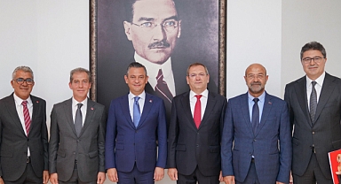 Ayvalık Belediye Başkanı Mesut Ergin’den CHP Genel Merkezine ziyaret
