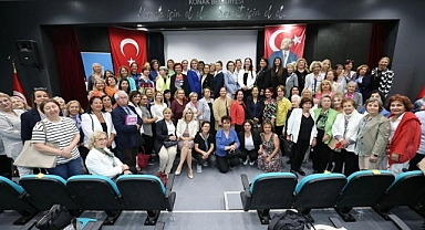 Konak'ta Seçilmiş kadınlar dezavantajlara karşı 'el ele' verdi