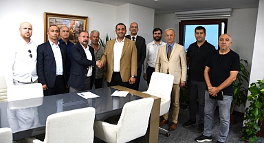 Narlıdere Belediyesi ve Belediye-İş Sendikası arasında 66 kadrolu işçiyi kapsayan toplu iş sözleşmesi imzalandı