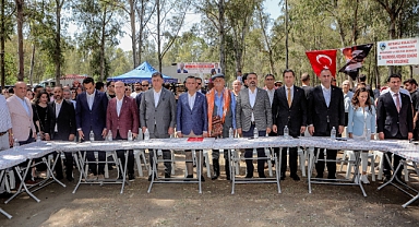 Bayraklı'ya Cumhuriyet Halk Partisi Genel Başkanı Özgür Özel ziyareti