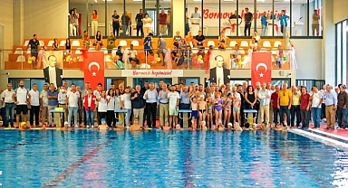 Bornova’da açık havuz yaza hazır
