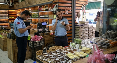 Karşıyaka’da bayram denetimleri sürüyor