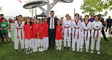 Bayraklı'da yaz spor okulları başladı