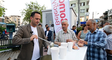 Bornova’da sıcak çorba dağıtımı başladı