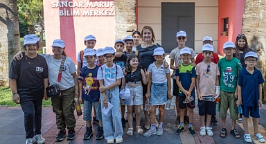 Konak'ta Başkan Mutlu Bilim Merkezi’nde çocuklarla buluştu