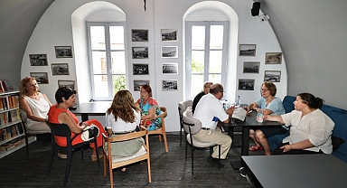 Konak'ta ‘Mutluluk Kahvesi’ hizmete açıldı