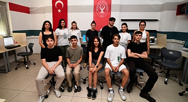 Bornova Belediyesi’nden çocuklara yapay zeka eğitimi