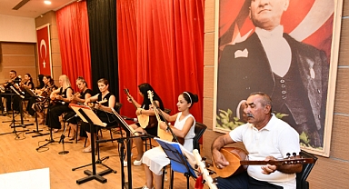 Çiğli Belediyesi THM Korosundan Unutulmaz Konser