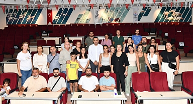 Çiğli'de İşçinin Yüzü Güldü