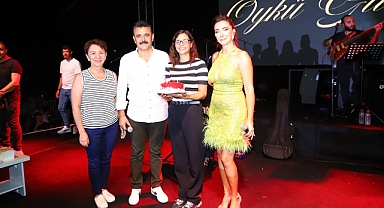 Dikili Çandarlı’da festival coşkusu Öykü Gürman konseri ile taçlandı