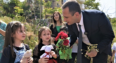 Bornova Belediyesi’nden ailelere büyük destek