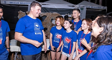 Büyükşehir’den öğrencilere “Dijital İzmirim Kart” kolaylığı