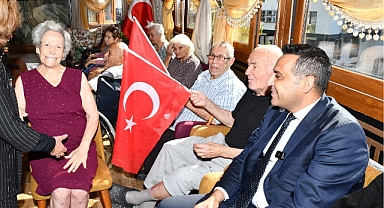 Çiğli'de Başkan Yıldız Bilgelik Dolu Çınarlarla bir araya geldi