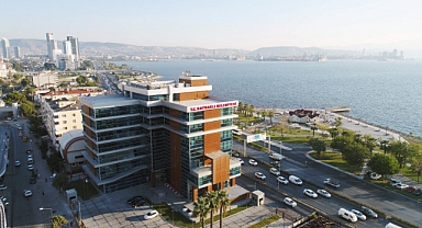 Bayraklı’da “Dijital Dünyada İnsan Hakları Paneli”