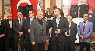 Bornova'da Başkan Eşki Bornova’daki Giritliler ile buluştu