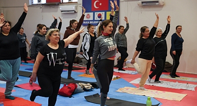 Buca Belediyesi’nden ücretsiz yoga, pilates ve zumba kursları