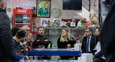 Konak'ta Başkan Mutlu’dan Kemeraltı esnafına ziyaret
