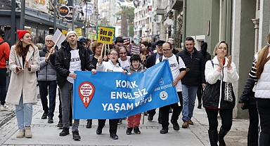 Konak’tan Engelliler Günü’nde farkındalık yürüyüşü