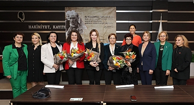 Narlıdere Kadın ve Siyaset Paneli’ne ev sahipliği yaptı