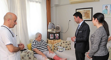 Bayraklı Belediyesi ‘yaşlı destek hattı’ kurdu