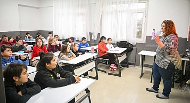 Bornova’da çocuklarla birlikte “İklim Dostu Gelecek”