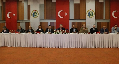 İzmir Valisi Süleyman Elban Gazetecilerle Buluştu