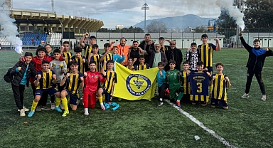 Buca Belediye Spor U-14 Takımı Türkiye şampiyonasında