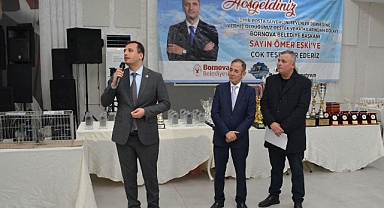 Bornova'da Posta güvercini tutkunları buluştu