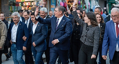Çeşme Belediye Başkanı Lal Denizli: “Ramazan, bir ekmeği bölüşmenin ayıdır”