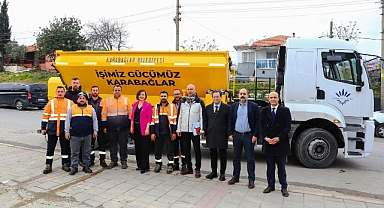 Karabağlar’da çukurlara anında müdahale: Asfalt yama robotu sahaya indi