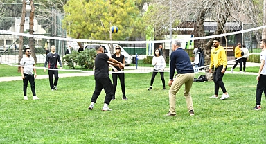 İzmir’in ilk spor istasyonu Hasanağa Bahçesi’nde açıldı