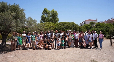 Çeşme’de Sakız Hasadı Eğitimi gerçekleştirildi 