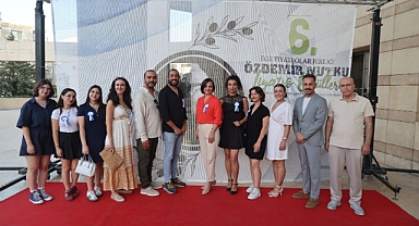 Karabağlar'da Başkan Kınay’a “Özdemir Nutku İzmir Değer Ödülü”