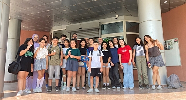 Bornova'da Minik kaşifler bilimin izinde