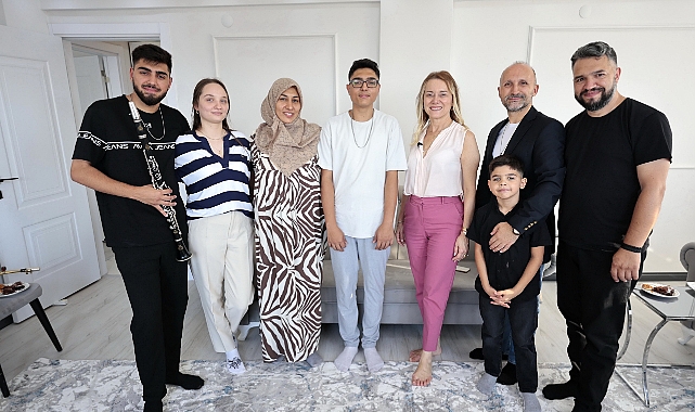 Konak Belediyesi Roman Kültür Merkezi sayesinde genç yetenek Burak hayaline kavuştu